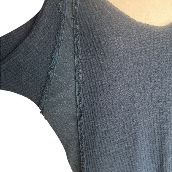 We The Free Blue Shirt Distressed Oversized Long Sleeve Top, Size L - Picture 5 of 6